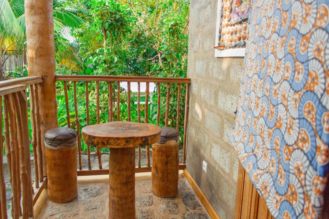 Residencial Tamarindos Bed and Breakfast Morro Peixe Exteriör bild