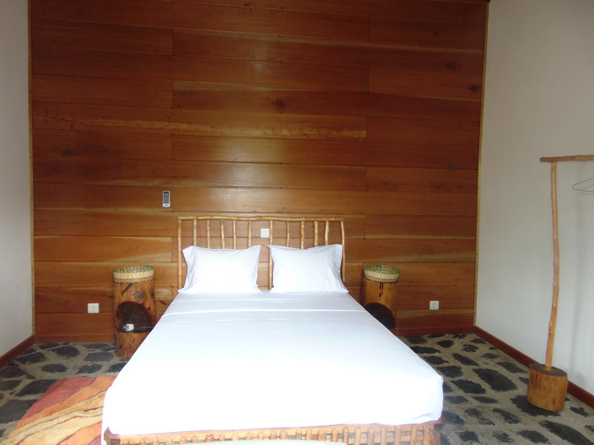 Residencial Tamarindos Bed and Breakfast Morro Peixe Exteriör bild