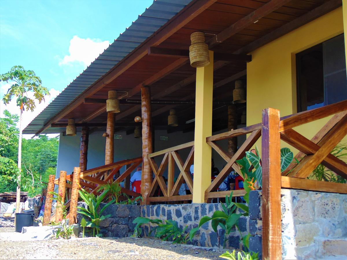 Residencial Tamarindos Bed and Breakfast Morro Peixe Exteriör bild